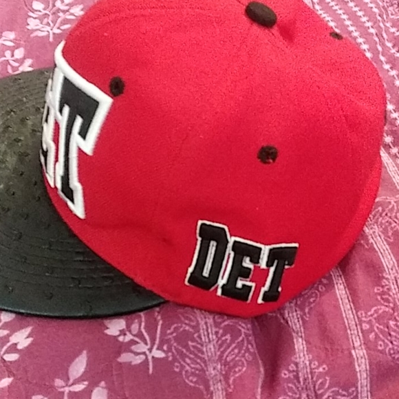 Men's hat - Picture 2 of 4